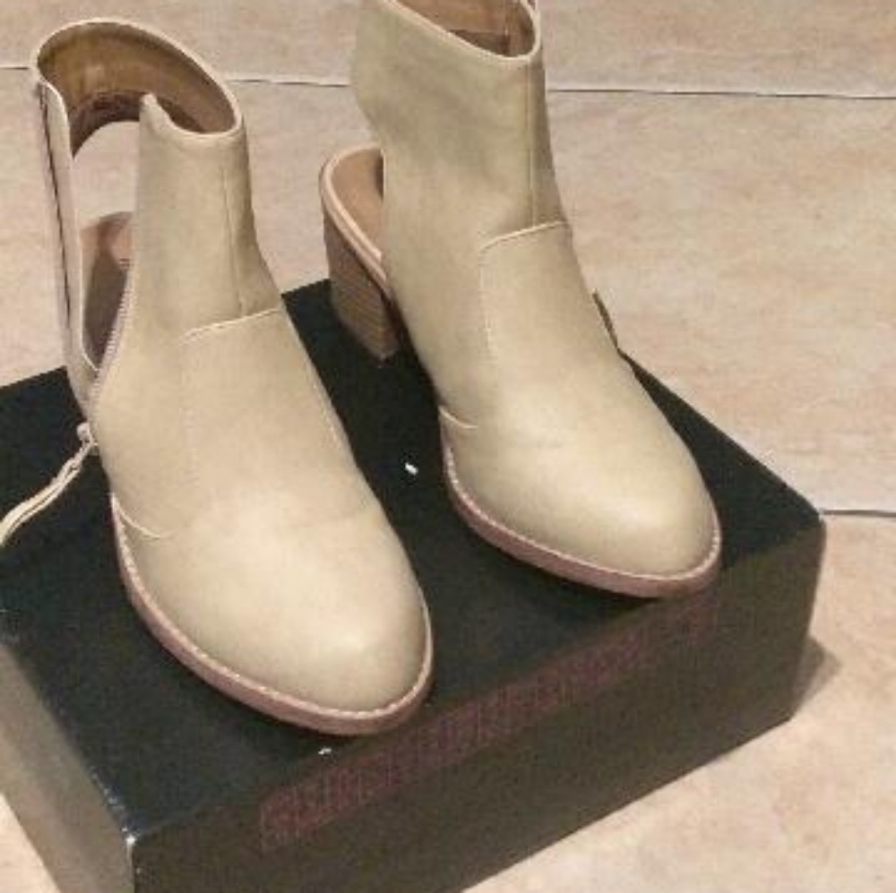 Heal toe boots